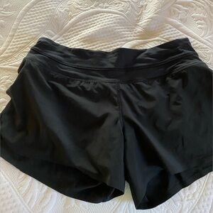 Lululemon running shorts - Size 6